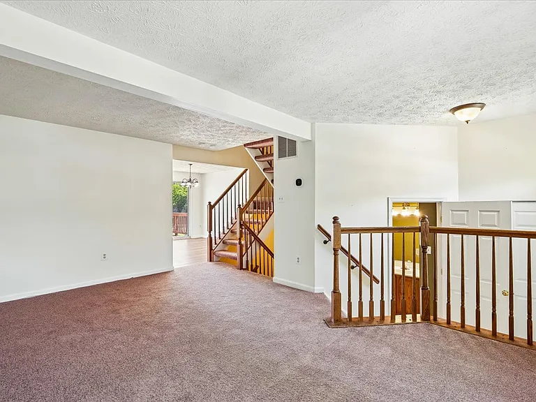 2420 Beechnut Pl — Photo 9