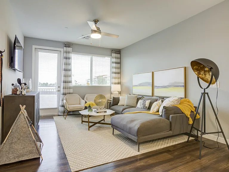 Lucent Scottsdale — Photo 13