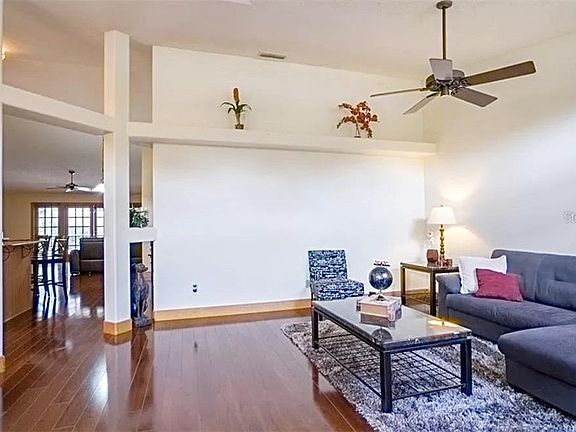 3rd image of 10921 Dearden Cir