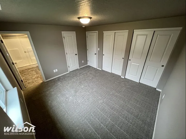 6114 Crown Crest Ave — Photo 7