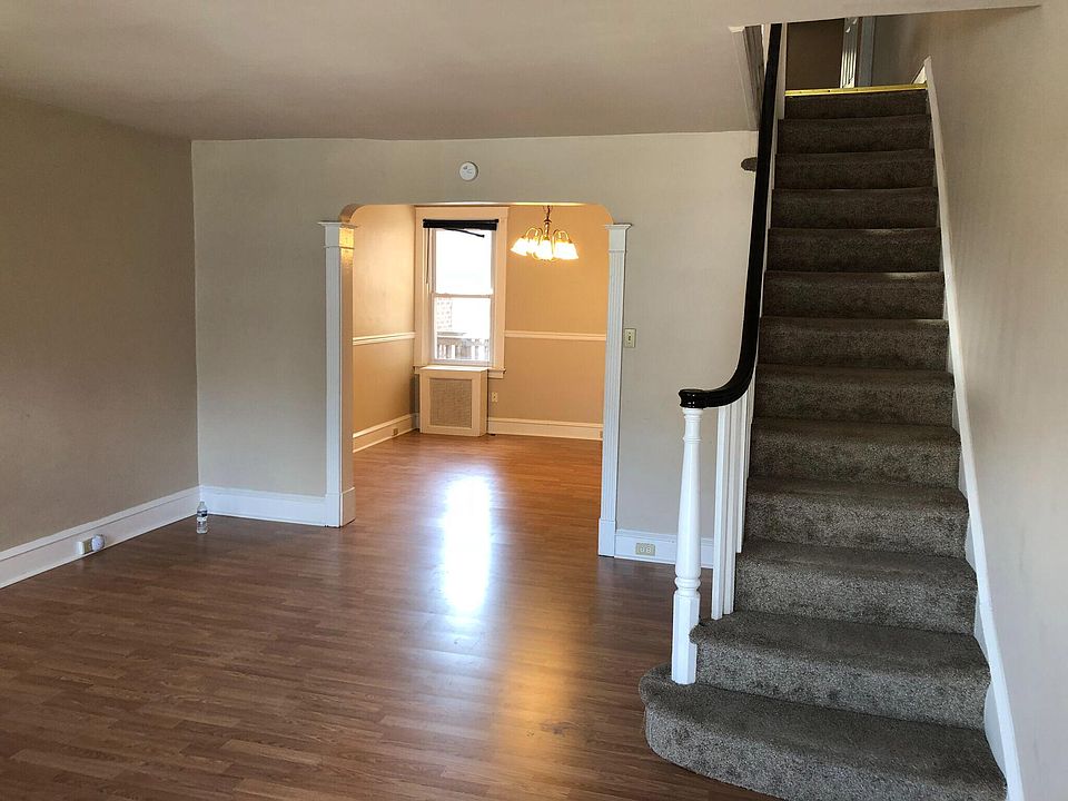 2nd image of 289 Sanford Rd