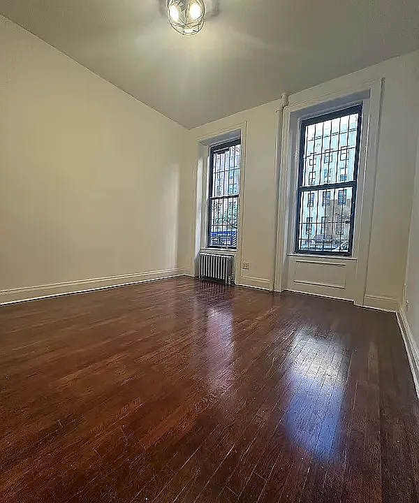 448 W 57th St #1A