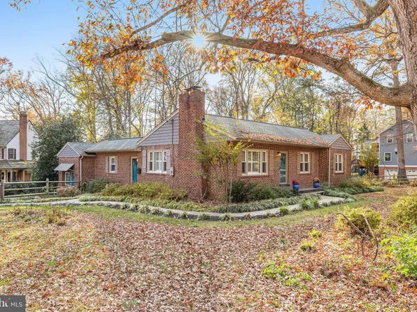 4200 Orchard Dr, Fairfax, VA 22032