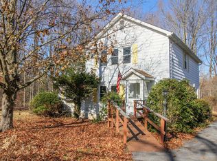 37 Harmony Cir, Poughkeepsie, NY 12603