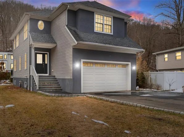111 Sixth Street, Hillburn, NY 10931