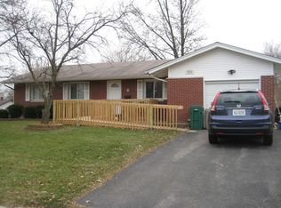 2713 Woodridge Dr, Woodridge, IL 60517
