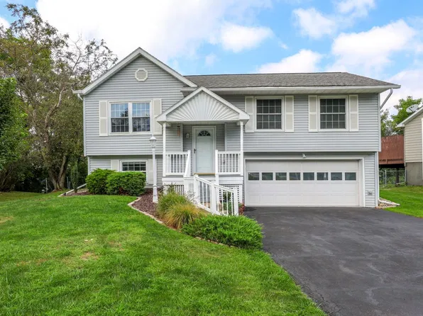 12 Dogwood Ln, Painted Post, NY 14870