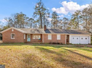 907 McDonough Rd, Jackson, GA 30233