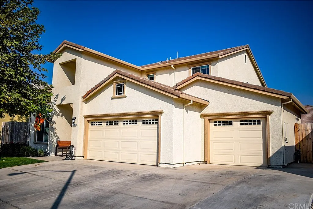 2085 Piro Dr photo 1