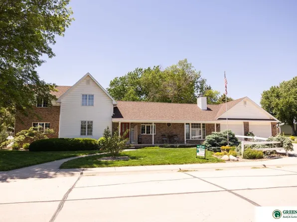 209 S 4th Ave, Mc Cool Junction, NE 68401