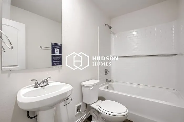 419 Shorty St — Photo 11
