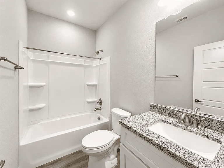 7220 Magnolia Vlg #101 — Photo 11