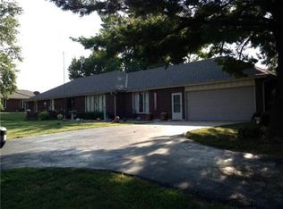 4910 Hutton Rd, Kansas City, KS 66109