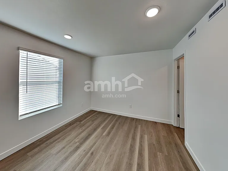 18458 W El Cortez Pl — Photo 22
