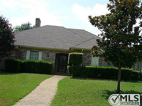 1st image of 1508 Woodcreek Dr
