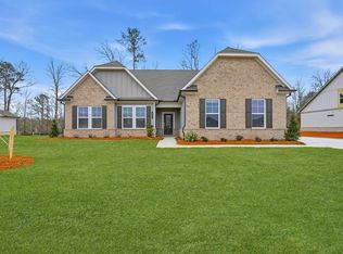 204 Flat Shoal Dr, Bonaire, GA 31005