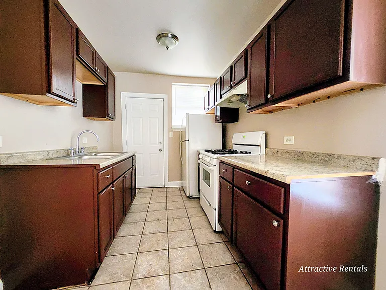 4840 W Adams St #S2 — Photo 9