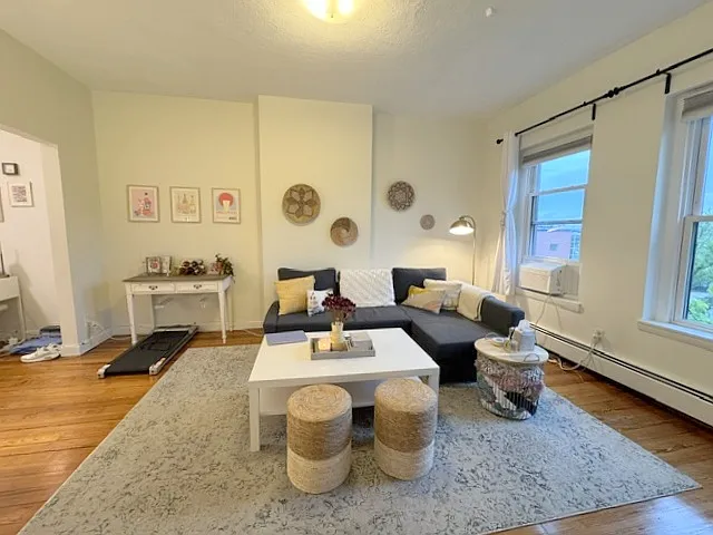 126 Union Park St #4 — Photo 2