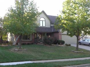 1021 Wildwood Dr, Lawrence, KS 66049