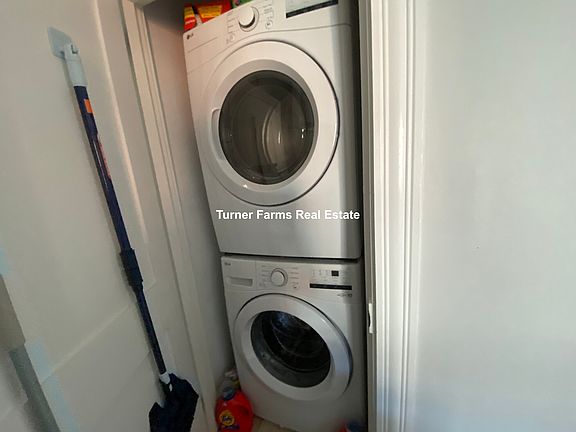 4th image of 264 Main St #2Z