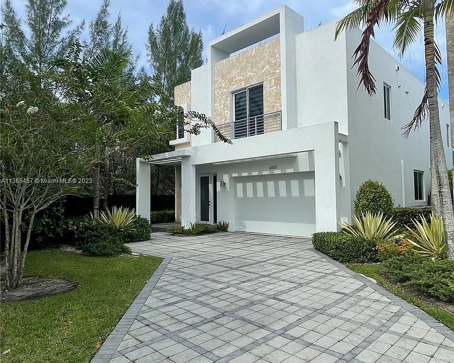 1st image of 6855 NW 103rd Ave
