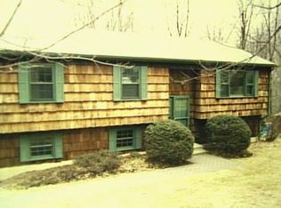 85 East Dr, Danbury, CT 06811