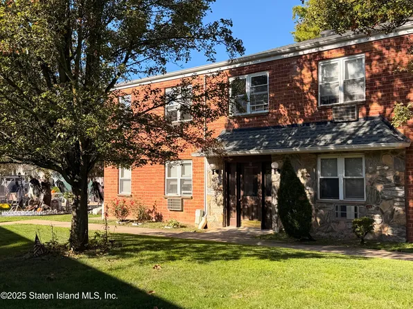 18 Bay Ter #1C, Staten Island, NY 10306