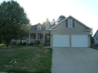 111 Elizabeth Way, Potterville, MI 48876