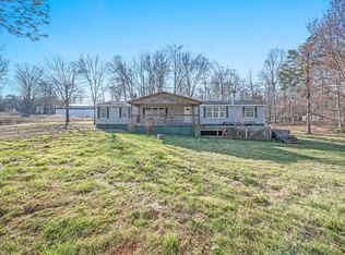 1132 Al Goss Rd, Crossville, TN 38571