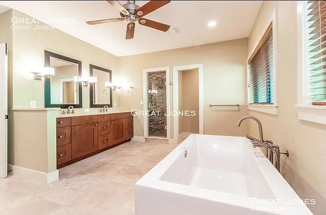 25 Hopkins Cir — Photo 17