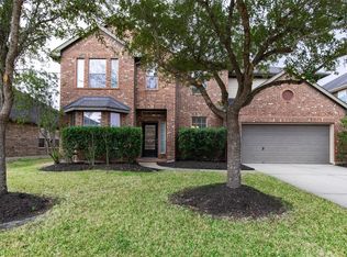 2504 Rusting Creek Dr, Pearland, TX 77584