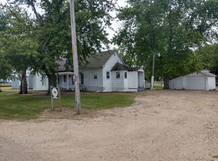 13535 Harrold Point Rd, Wapella, IL 61777