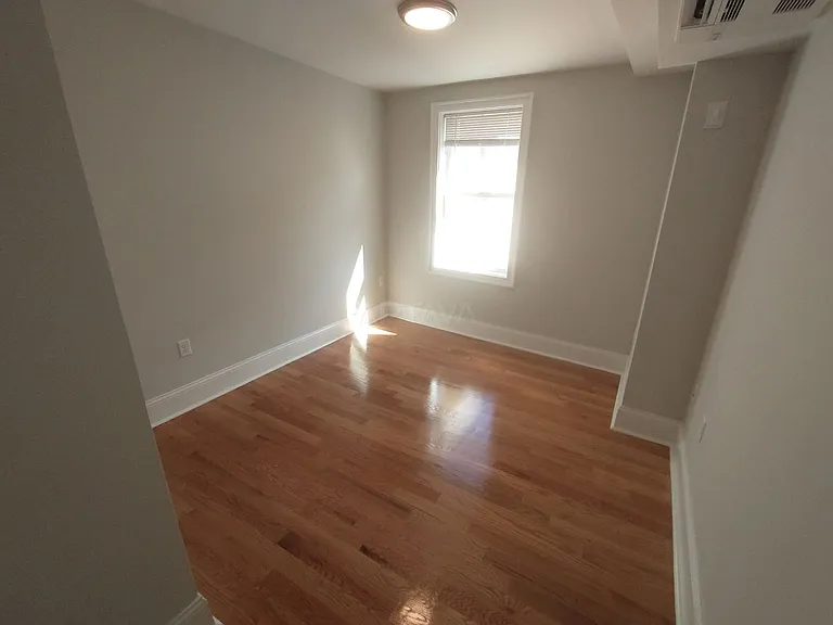 101 Morse St #307 — Photo 13