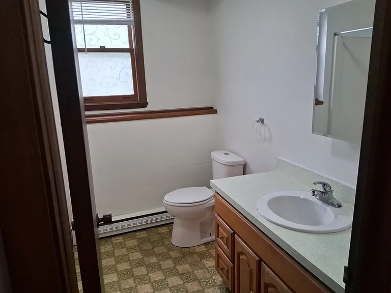 245 Egan St — Photo 10