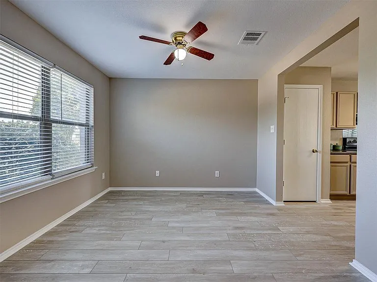 3673 Texana Loop — Photo 3