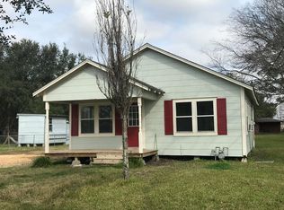 1115 S 3rd St, Ganado, TX 77962