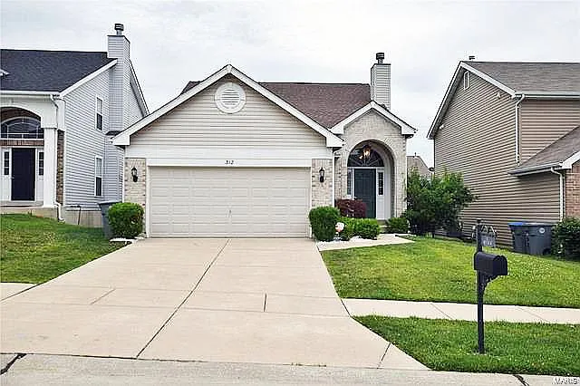 Building Photo - 312 Wild Oak Dr