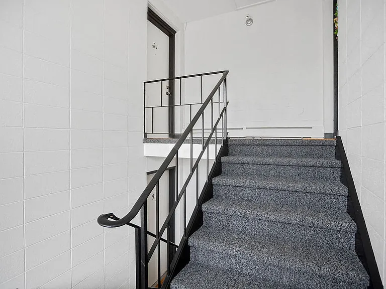 The Belmore — Photo 23