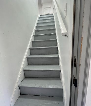 3rd image of 4923 Marion Ave #3
