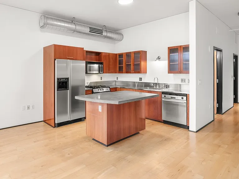 420 NW 11th Ave #506 — Photo 17