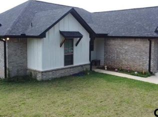 604 Head St, Palestine, TX 75801