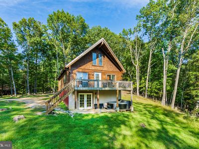 1276 Birch Grove Ln, Berkeley Springs, WV, 25411