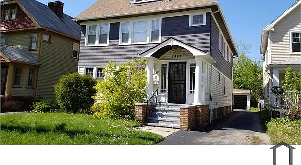 3 bed, 1200 sqft, $1,595 — Photo 1