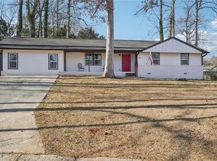 1961 Oak Leaf Ct SW, Marietta, GA 30008