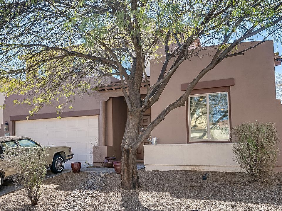 1st image of 140 E Camino Limon Verde