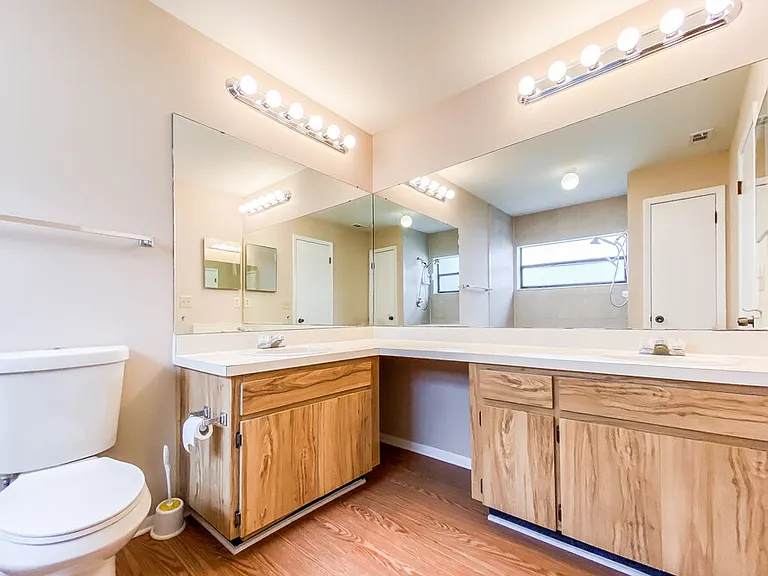 8905 Bayaud Dr — Photo 11