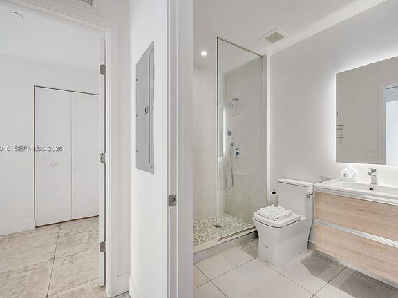 3rd image of 239 SW 9th St #1801