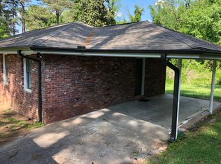 3463 Springlake Dr, Decatur, GA 30032