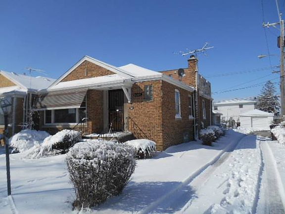 2nd image of 14410 Emerald Ave