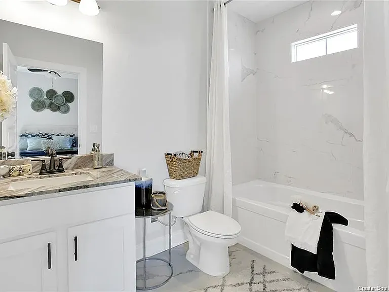 850 Sallier St #14 — Photo 12